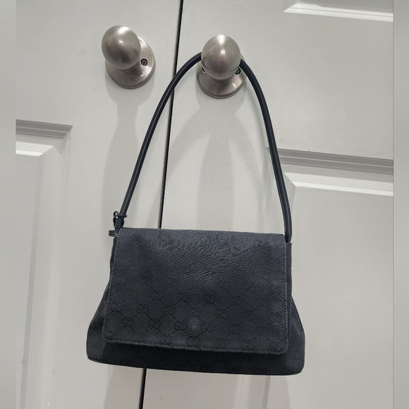 GUCCI GG Monogram Canvas Black Small Flap Bag G90646 - Picture 1 of 8